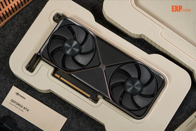 GeForce RTX 5070显卡天梯榜首发评测:起售价下探胜在更全能(图8)