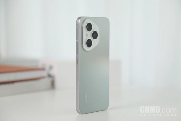 荣耀400 Pro体验:荣耀最强数字系列 真实就是力量(图4)