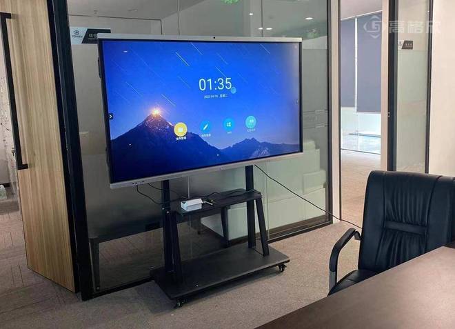 高格欣科技聚焦超大屏交互110寸触摸一体机巨幕构建沉浸式体验 title=