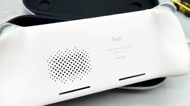 专业游戏按键加7英寸OLED屏幕这款超级掌机性能强劲团战轻松(图6)